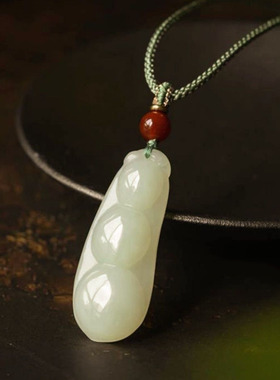 精品青白色福豆吊坠项链