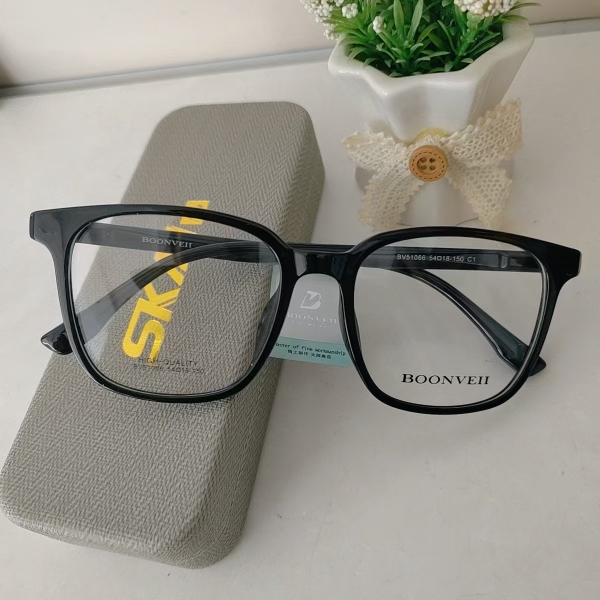 BOONVEII2024时尚大框镜架女简约全框TR素颜镜架男超轻近视眼镜框