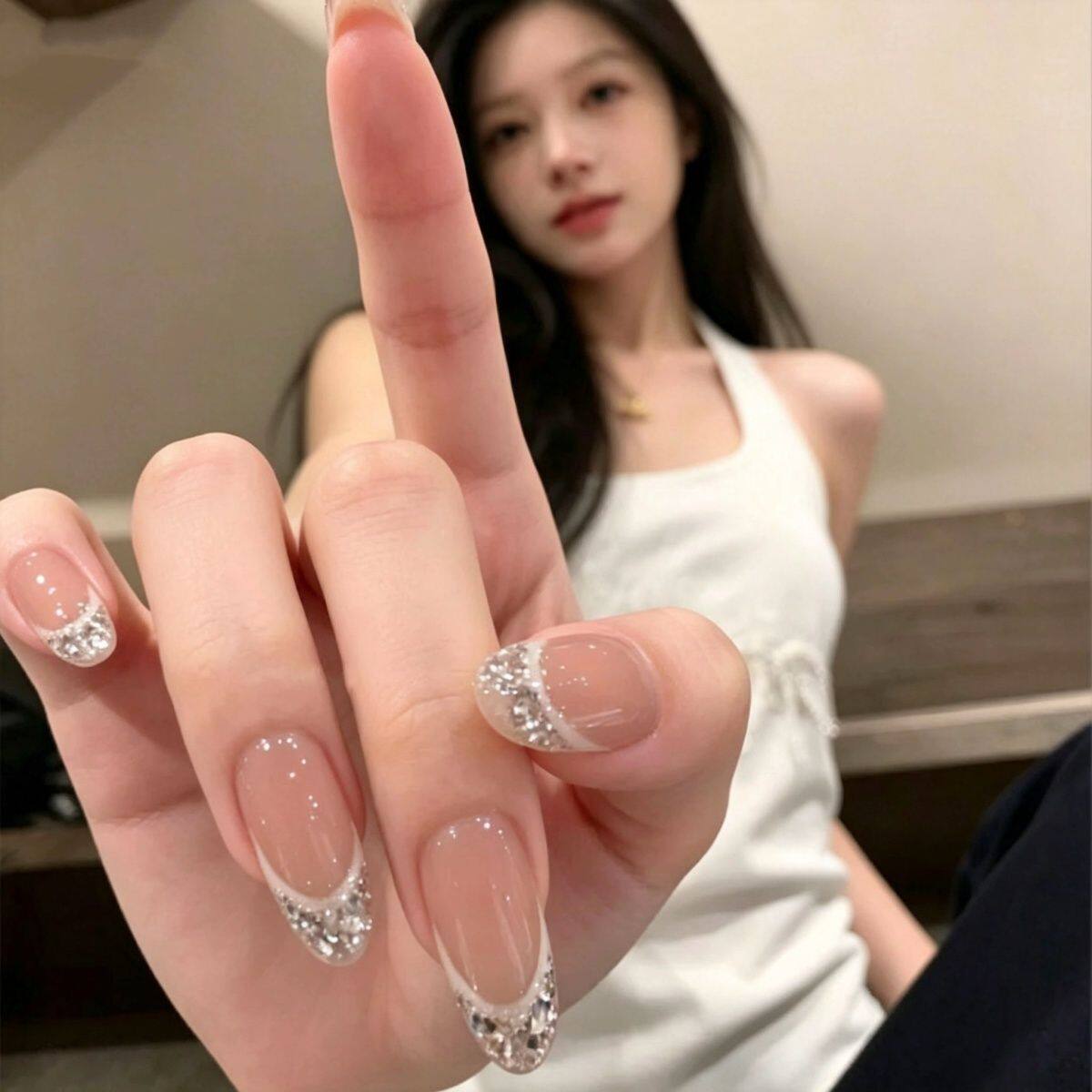 纯手工儿童美甲穿戴甲短款2026新款法式裸粉中长款女孩假指甲贴片