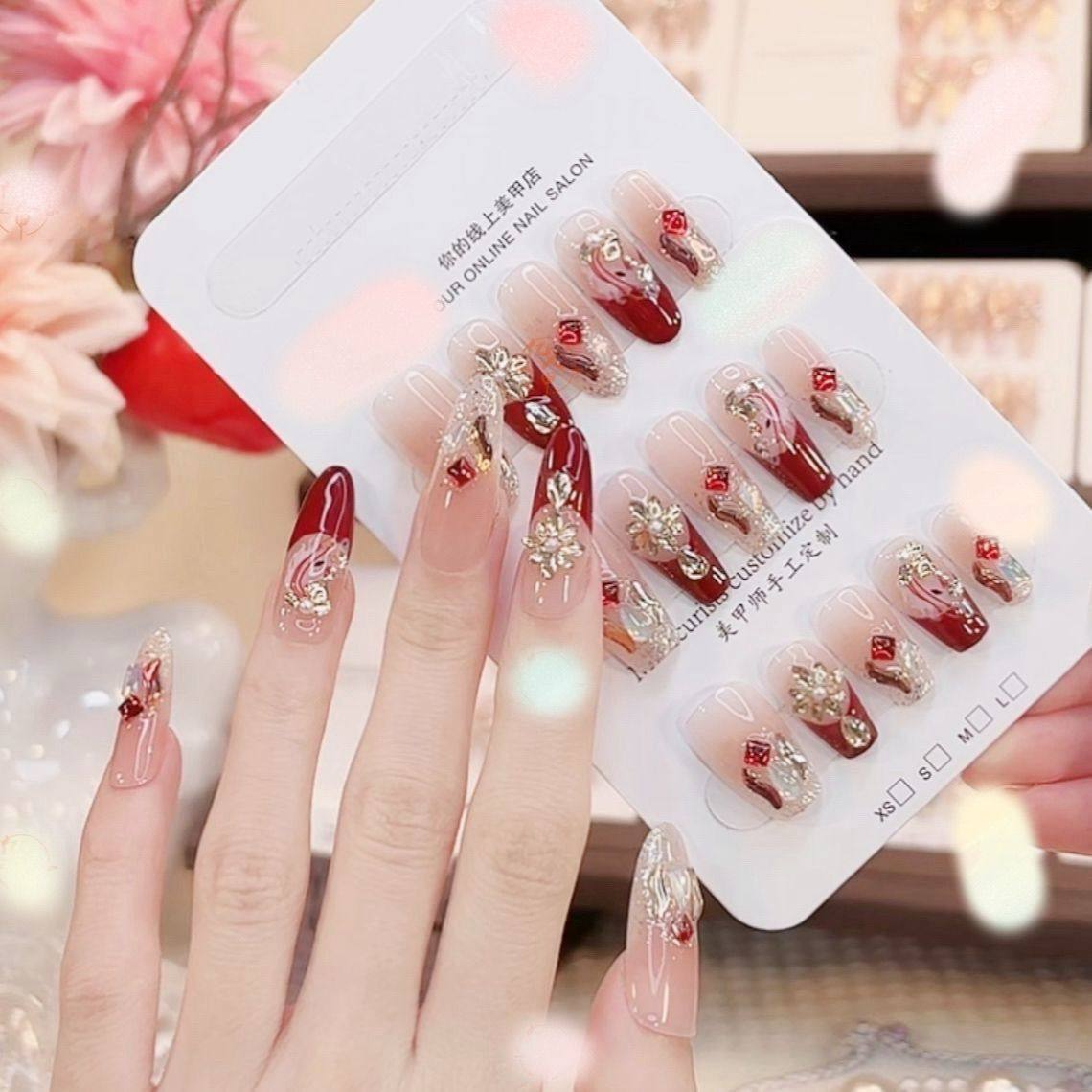 手工美甲穿戴甲高级感中长款红色爆闪马到成功指甲贴片2026年新款,彩妆/香水/美妆工具,穿戴甲/甲片,淘宝优惠券,粉丝福利购,淘宝优惠卷