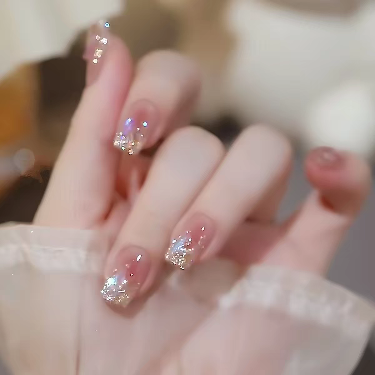 儿童美甲穿戴甲短款2026新款腮红碎碎冰24片全尺码女孩假指甲贴片
