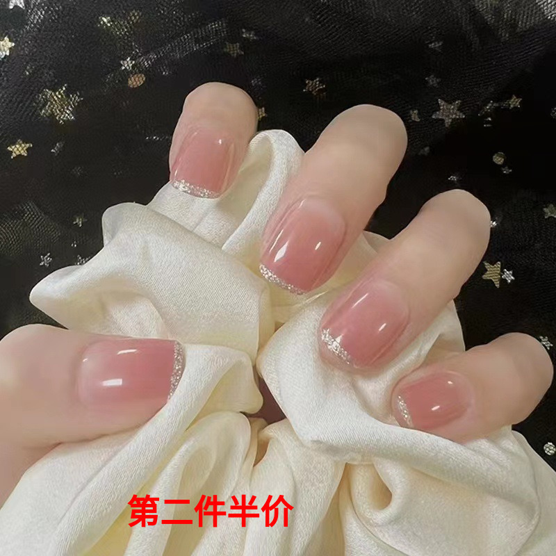 穿戴美甲高级感纯裸色短款显白温柔网红爆款美甲片成品假指甲贴片