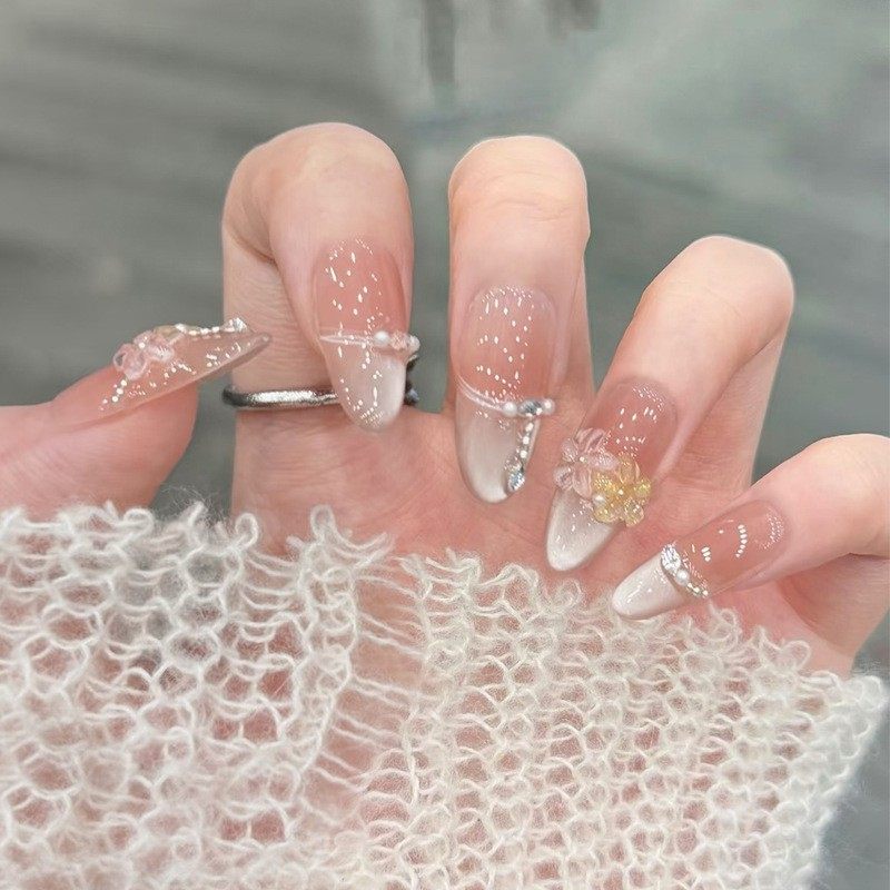 马年美甲手工穿戴甲2026新年款学生儿童6-12岁小孩中长款指甲贴片,彩妆/香水/美妆工具,穿戴甲/甲片,淘宝优惠券,粉丝福利购,淘宝优惠卷