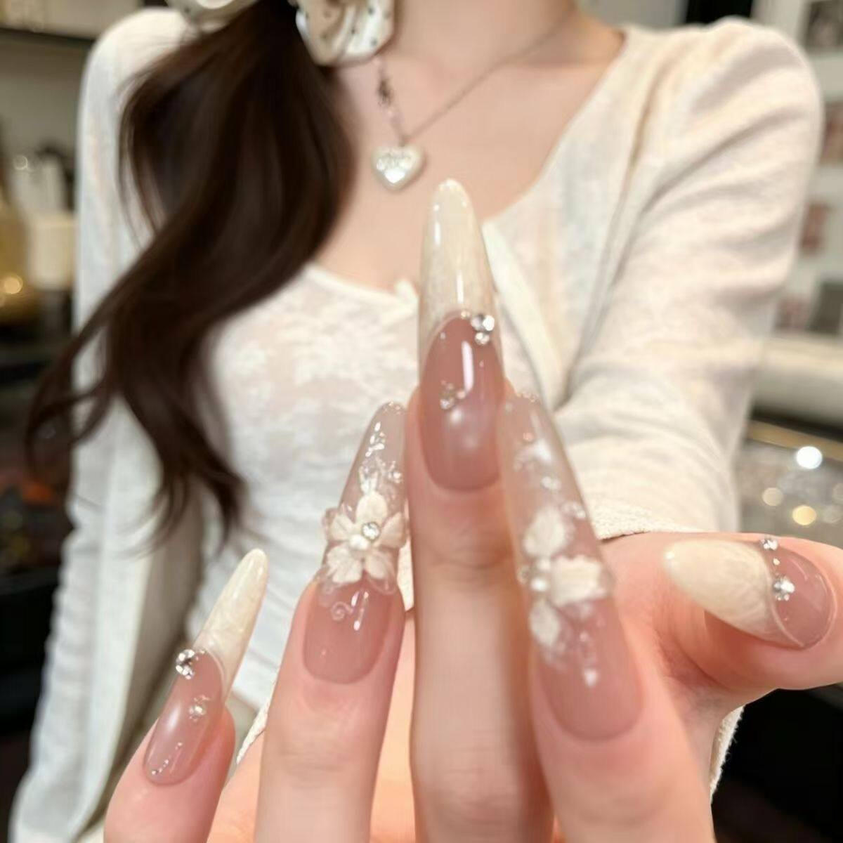 手工儿童美甲穿戴甲短款2026新款高级感立体冰花中长款假指甲贴片