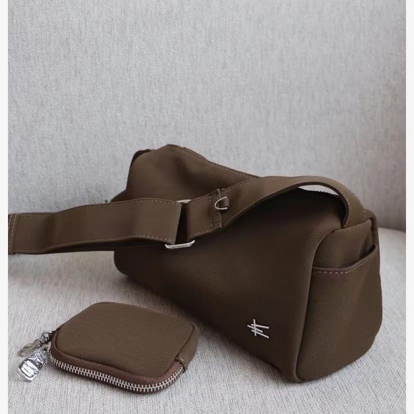 轻便软滑2024新款夏季小众原创小方包新面料 ins风单肩包斜挎包,箱包皮具/热销女包/男包,小方包,淘宝优惠券,粉丝福利购,淘宝优惠卷