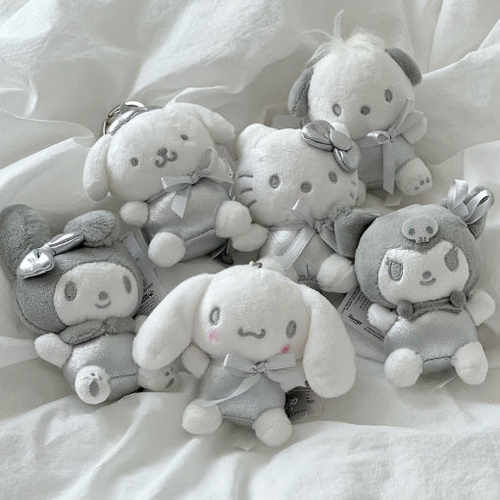 三丽鸥銀色HelloKitty挂件包包