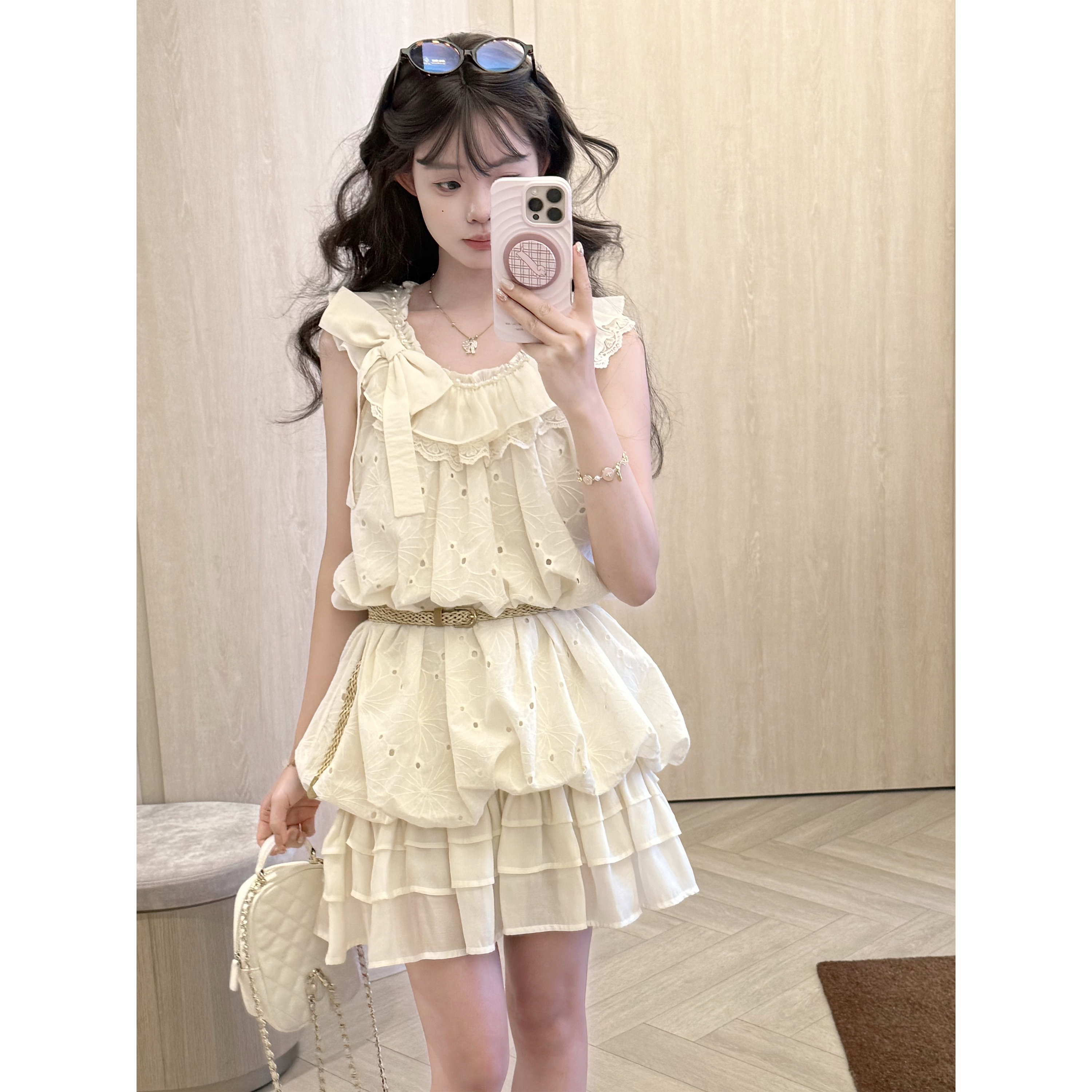 蝴蝶结蛋糕裙摆连衣裙