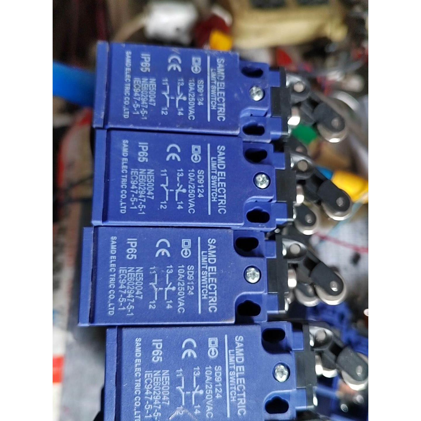 【释迦】山电SAMD限位开关D，SD9124，有30个，图片实拍，售