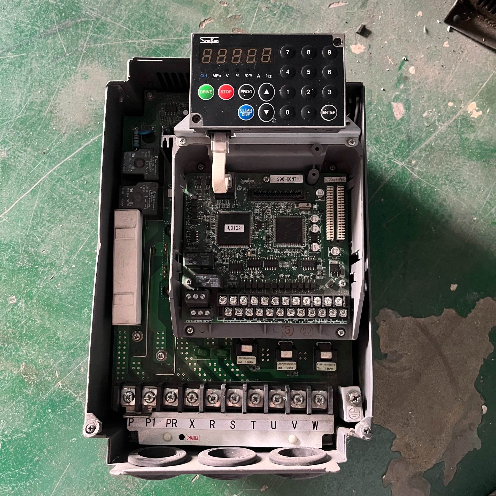 【释迦】三垦变频器S06-4A038-B，15kw/18.5kw