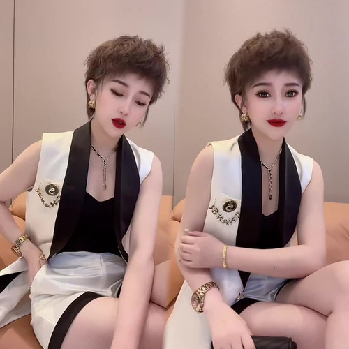 网红爆款夏季设计感马甲时尚套装