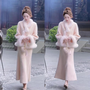 甜美减龄套装裙2025冬季新款毛毛拼接洋气韩版上衣+半裙两件套装