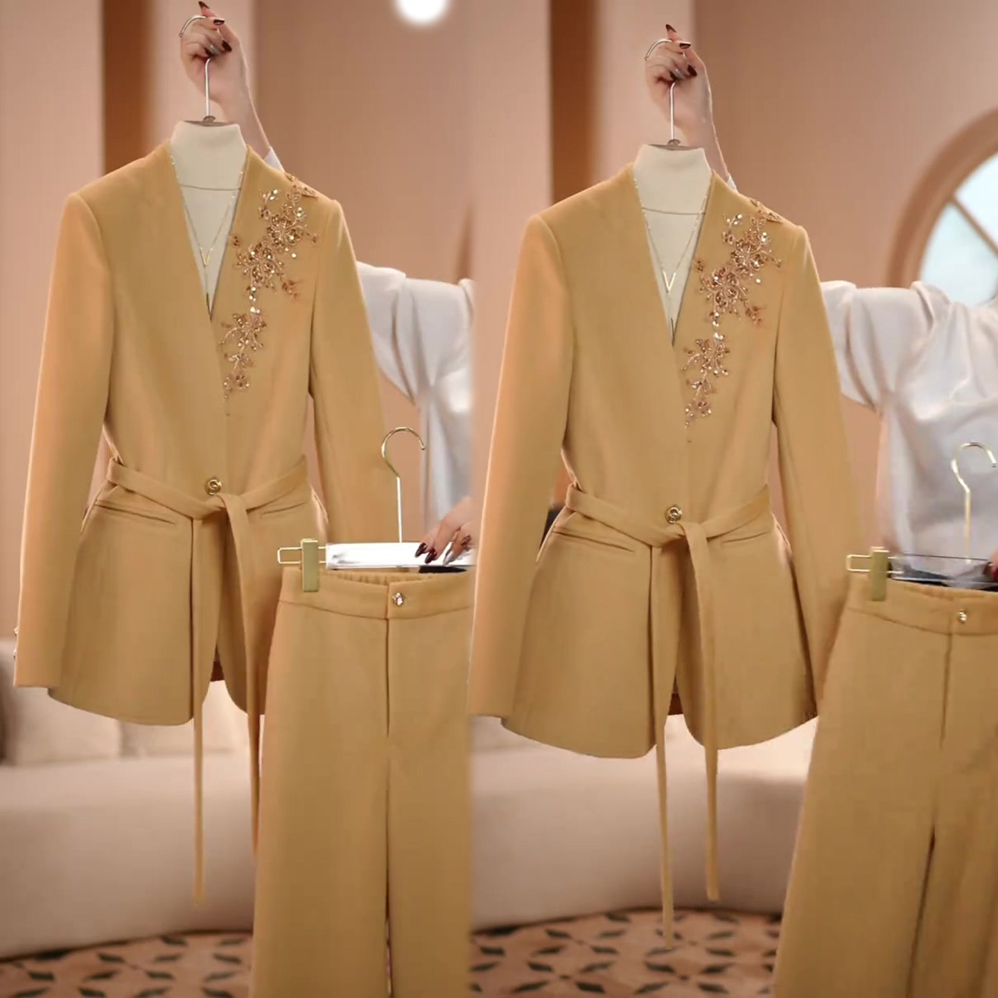 轻奢优雅时尚套装女2025冬季新款V领绑带串珠上衣+阔腿裤两件套装,女装/女士精品,时尚套装,淘宝优惠券,粉丝福利购,淘宝优惠卷