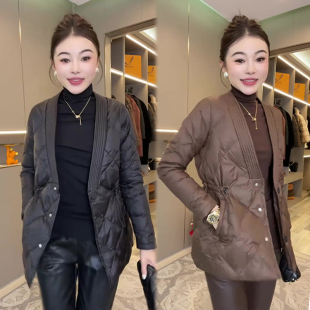 秋冬新款时尚简约百搭棉服女网红同款收腰显瘦百搭高级感休闲棉袄
