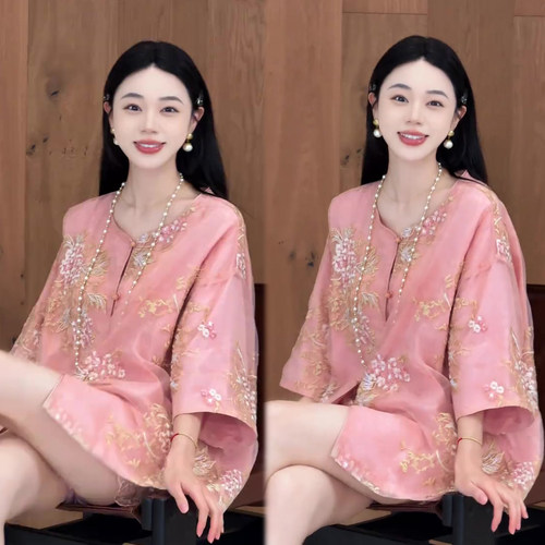 国风刺绣时尚套装女外套+短裤