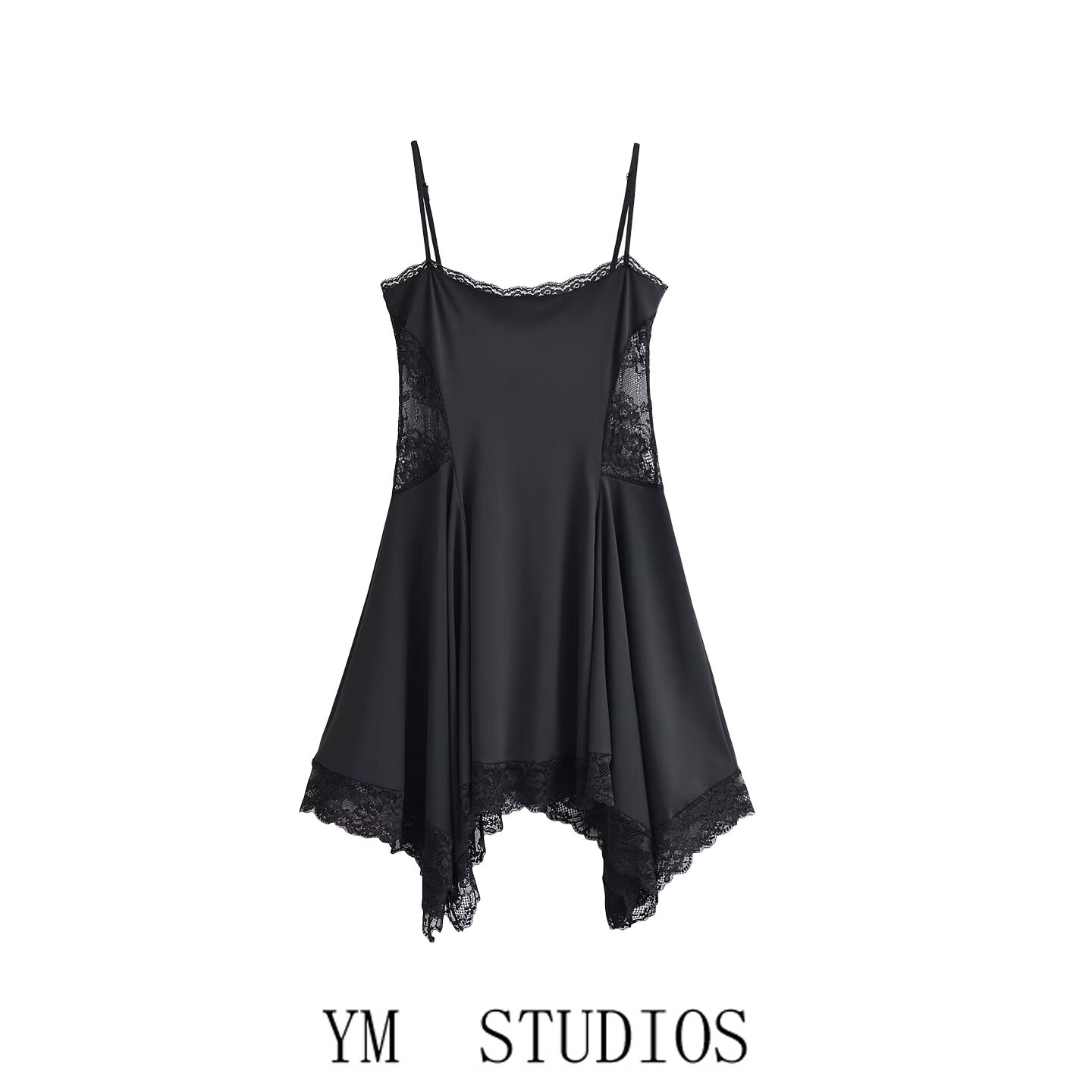 欧美女装   黑色蕾丝拼接吊带连衣裙不规则裙摆沙滩风火辣短裙子