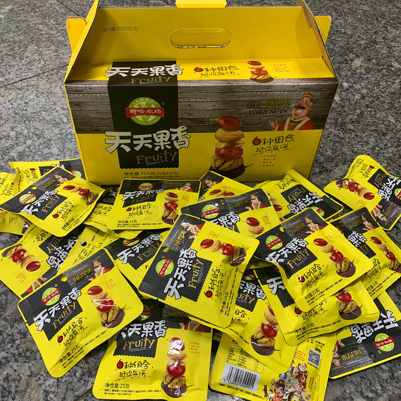 新哈农场天天坚果核桃腰果碧根果开心果特产每日坚果联系客服优惠