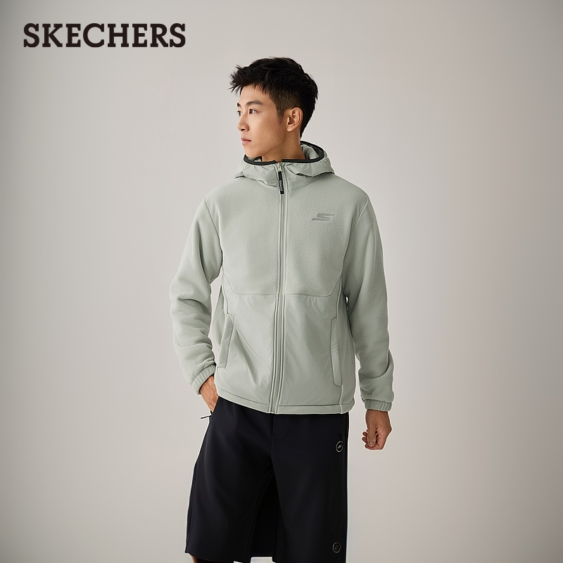 摇粒绒面料，触感绵软舒适，全拉链设计