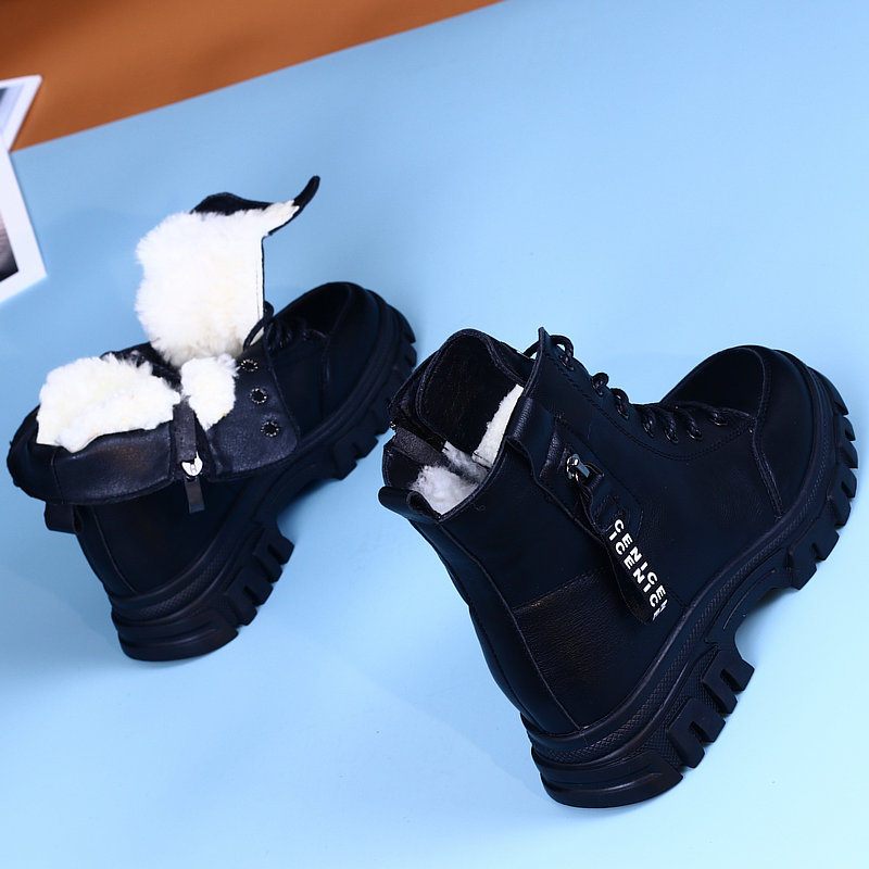 真皮防水防滑保暖雪地靴女皮毛一体东北加厚绒纯羊毛厚底短靴子潮