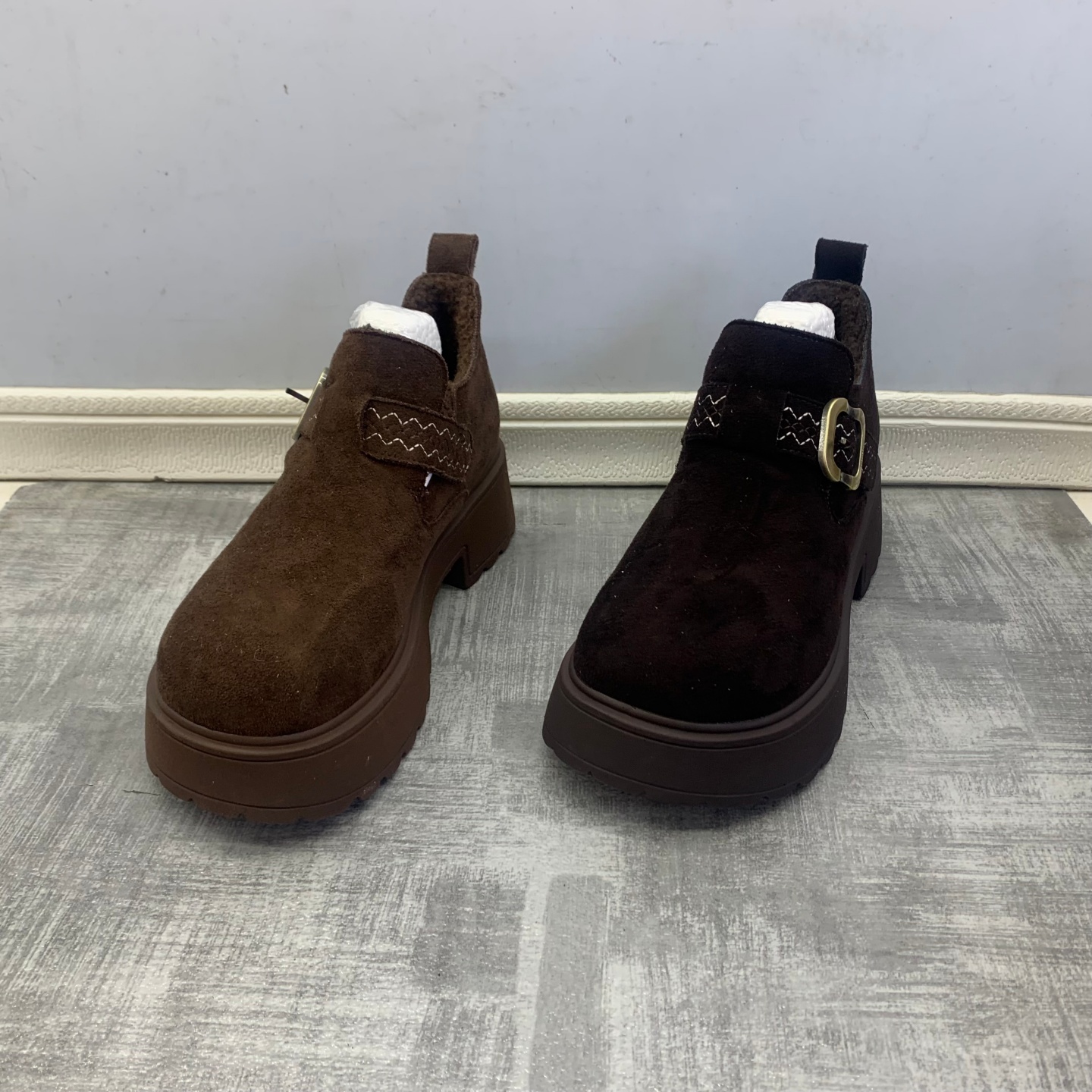 勃肯鞋圆头厚底绒面搭扣2025新款断码处理女鞋舒适休闲加绒棉鞋