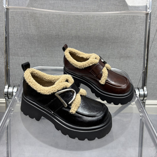 圆头乐福鞋套脚时尚亮皮2025新款断码处理女鞋舒适休闲加绒棉鞋