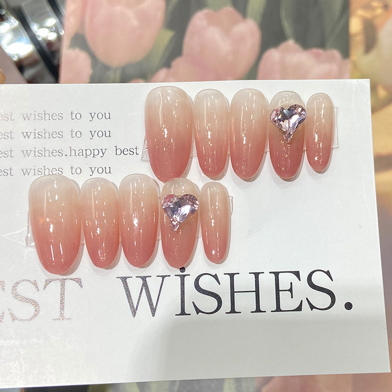 【纯欲蜜桃】纯手工中长款穿戴甲2022年新款秋冬温柔新娘甲高级感,彩妆/香水/美妆工具,穿戴甲/甲片,淘宝优惠券,粉丝福利购,淘宝优惠卷