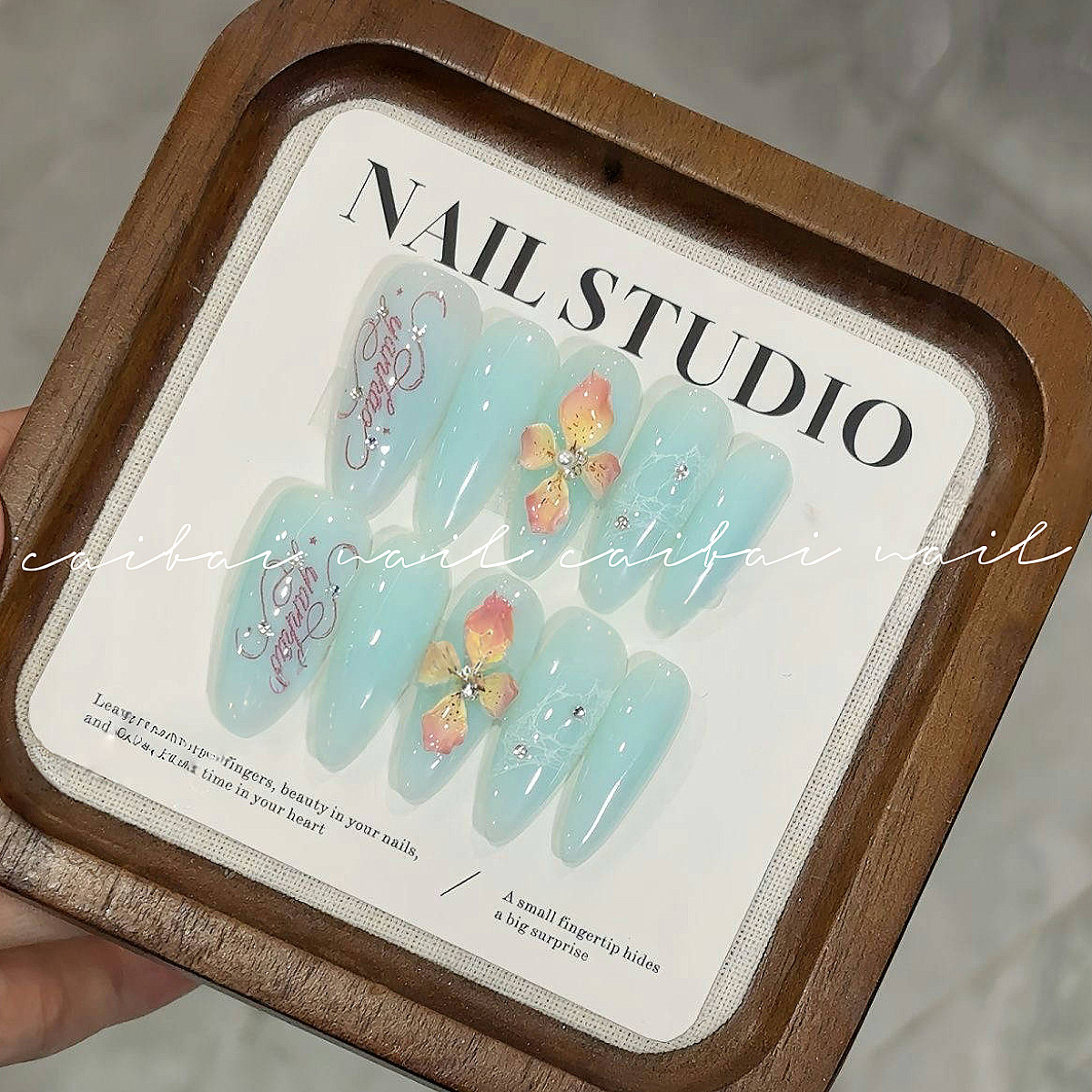 【薄荷建构花】雕花穿戴甲温柔蕾丝钻长款杏仁甲手工定制薄荷渐变