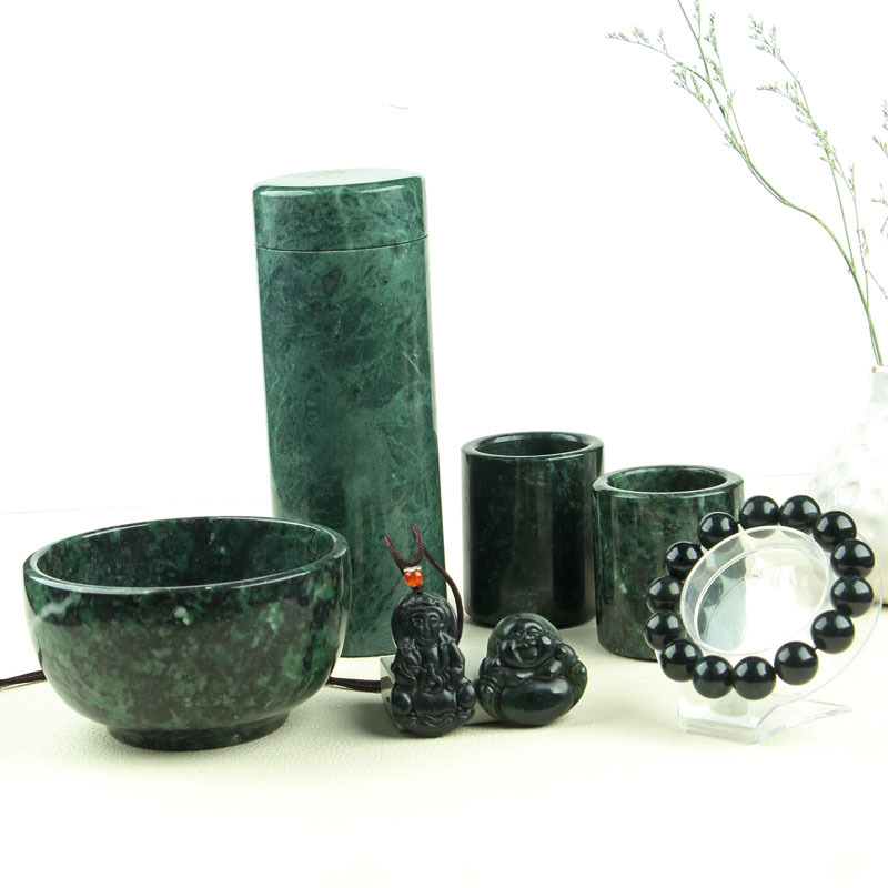 天然药王石水杯 墨绿玉磁性蛇纹石玉玉石茶杯礼盒装支持代发