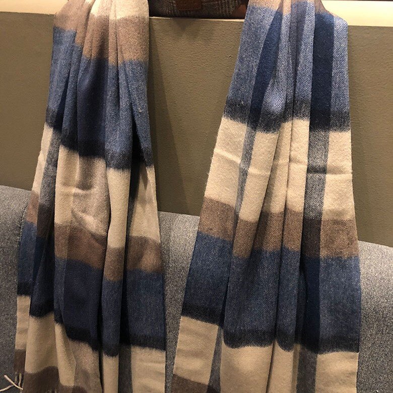 rjcc跨境流苏女士加厚披肩保暖舒适秋冬款格子百搭极简女围巾
