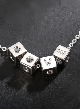 银色LOVE字母方块项链女轻奢