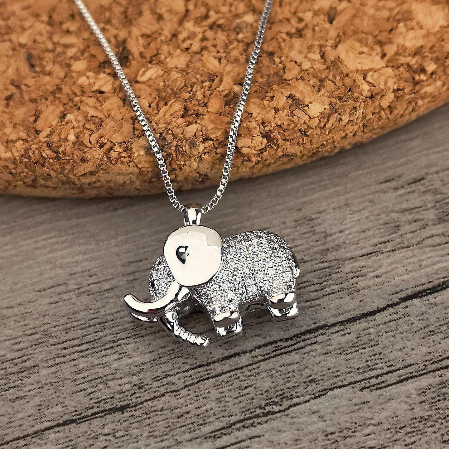 小众设计微镶水钻银色满钻大象项链女锆石锁骨链合金吊坠奢华气质