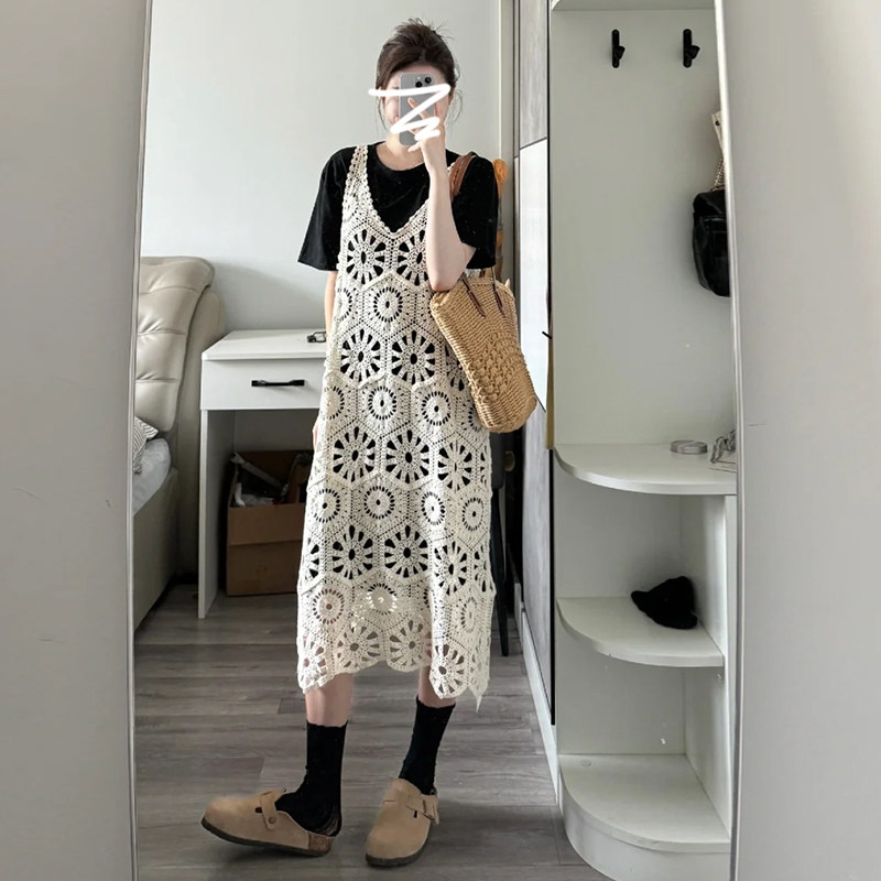 矮小个子150设计感直筒A字镂空钩花蕾丝背心裙+中长款黑色连衣裙