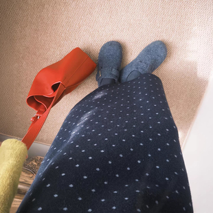 矮个子复古黑色波点毛呢半身裙休闲百搭150cm高腰中长款A字包臀裙