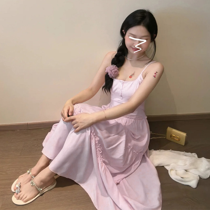 小个子长裙法式粉色吊带连衣裙