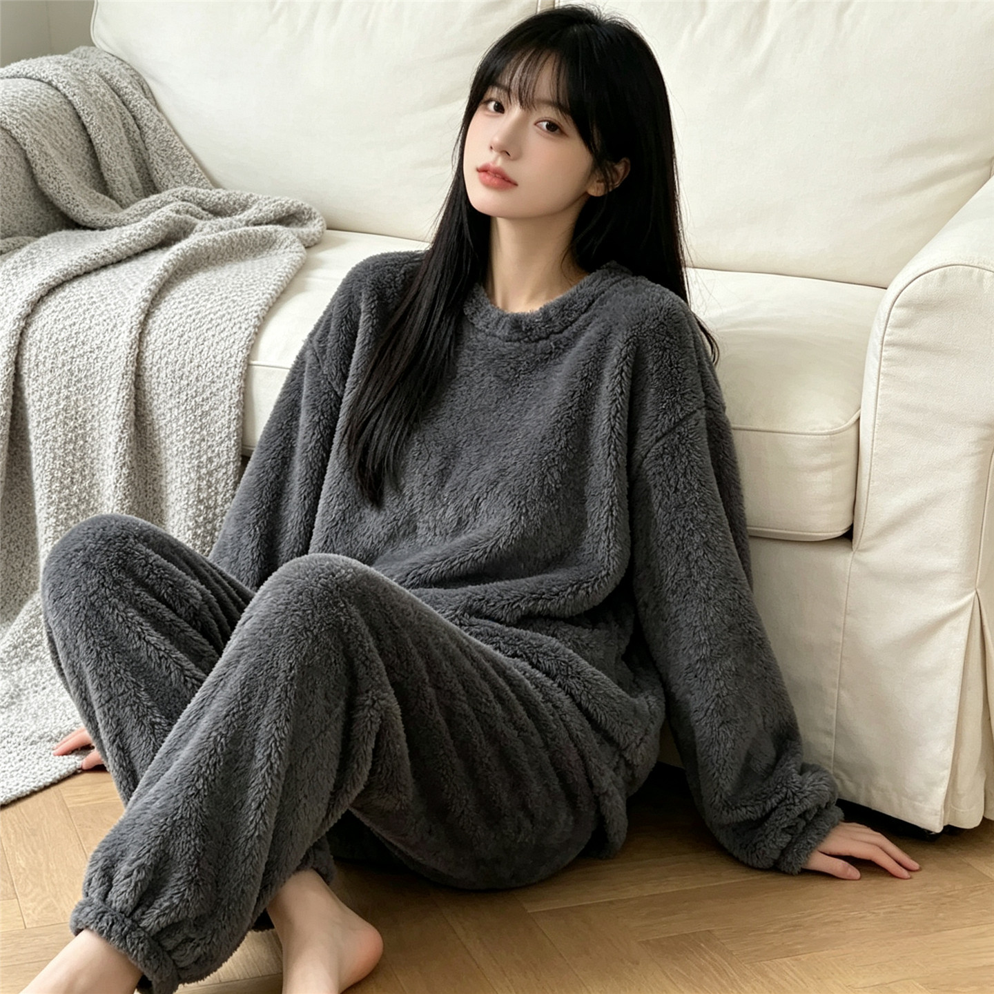 睡衣女秋冬季珊瑚绒加厚保暖简约可爱学生网红纯色家居服套装冬天