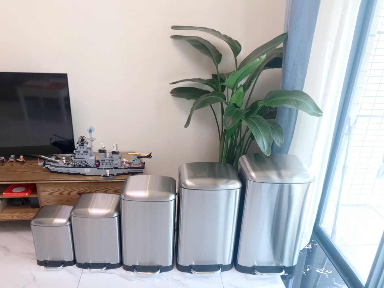 欧式不锈钢垃圾桶方形脚踏静音