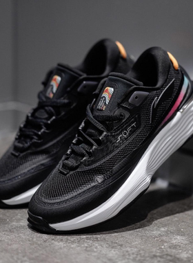 李宁正品休闲鞋女子秋冬季SOFTWARM潮流防泼水回弹运动鞋AGLT122