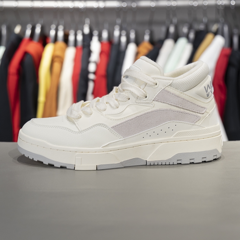 李宁惟吾休闲鞋男鞋2023冬季新款中帮加绒保暖耐磨板鞋AGCT225