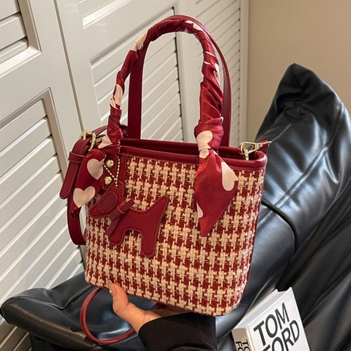 红色结婚新娘包斜挎手提水桶包