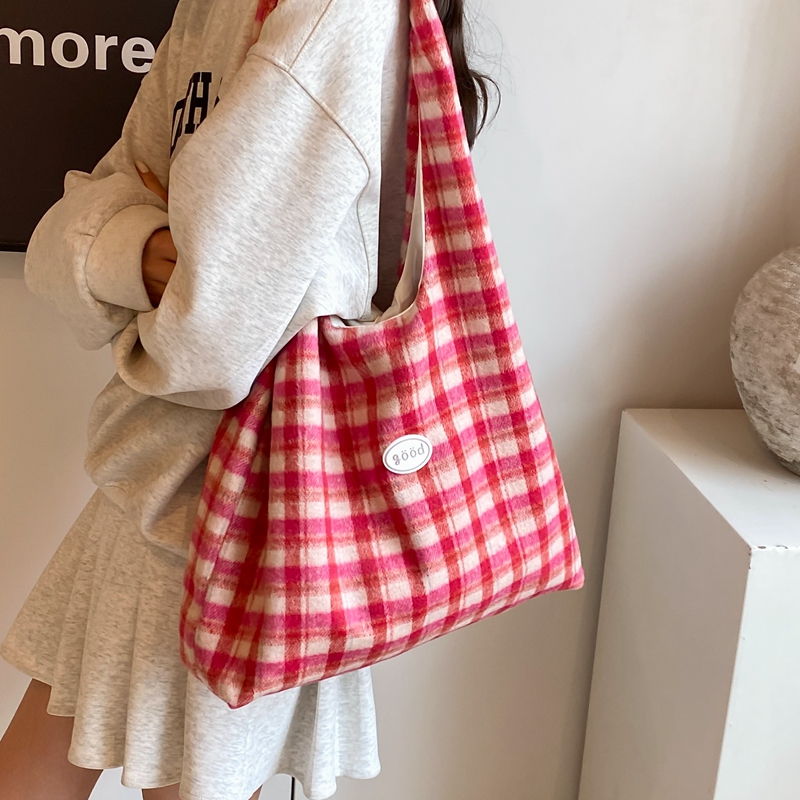 时尚格子大容量通勤单肩托特包