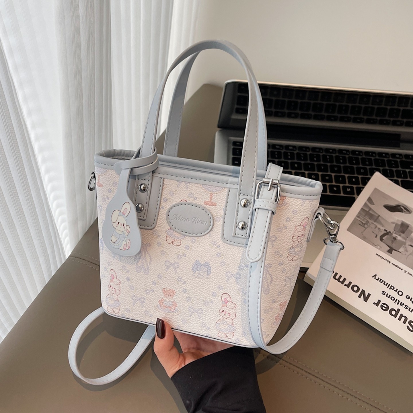 今年流行爆款包包女士2026新款可爱印花斜挎包超火小众手提水桶包,箱包皮具/热销女包/男包,通用款女包,淘宝优惠券,粉丝福利购,淘宝优惠卷