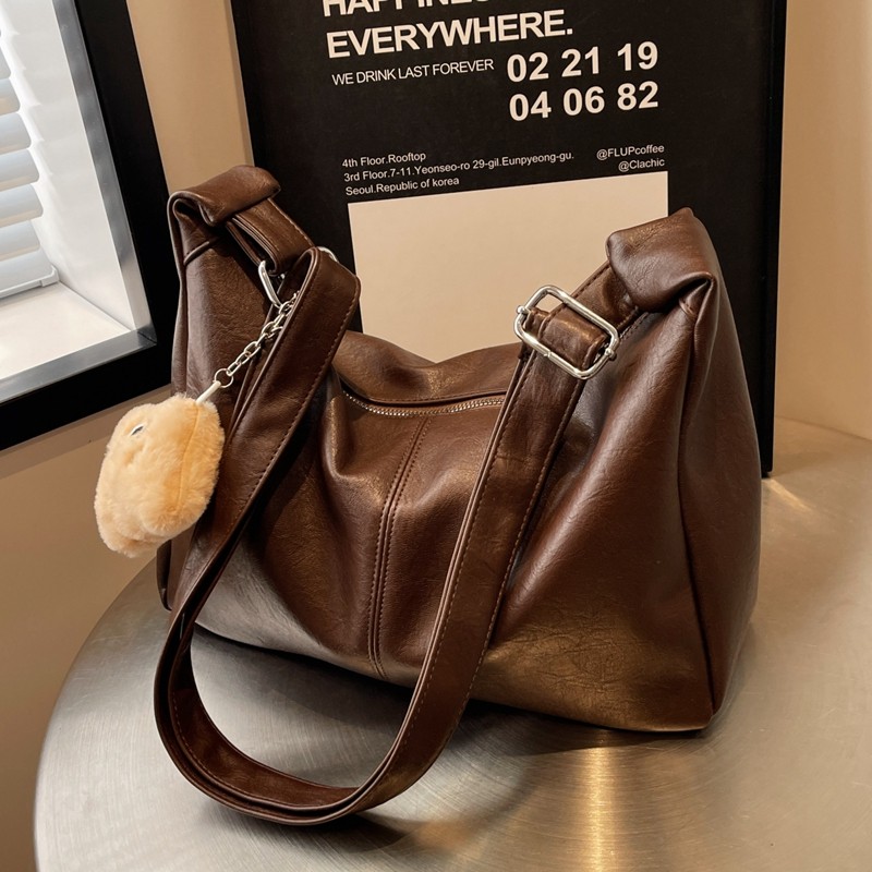简约复古大容量包包女秋冬休闲软皮单肩包上课通勤百搭斜挎托特包,箱包皮具/热销女包/男包,通用款女包,淘宝优惠券,粉丝福利购,淘宝优惠卷