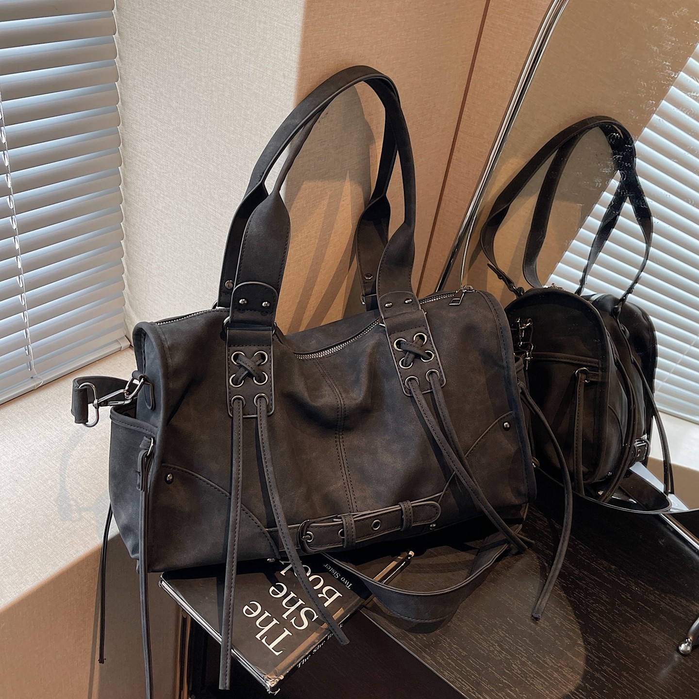 废土风复古托特包包女式2026新款上班通勤单肩手提包大容量斜挎包,箱包皮具/热销女包/男包,通用款女包,淘宝优惠券,粉丝福利购,淘宝优惠卷