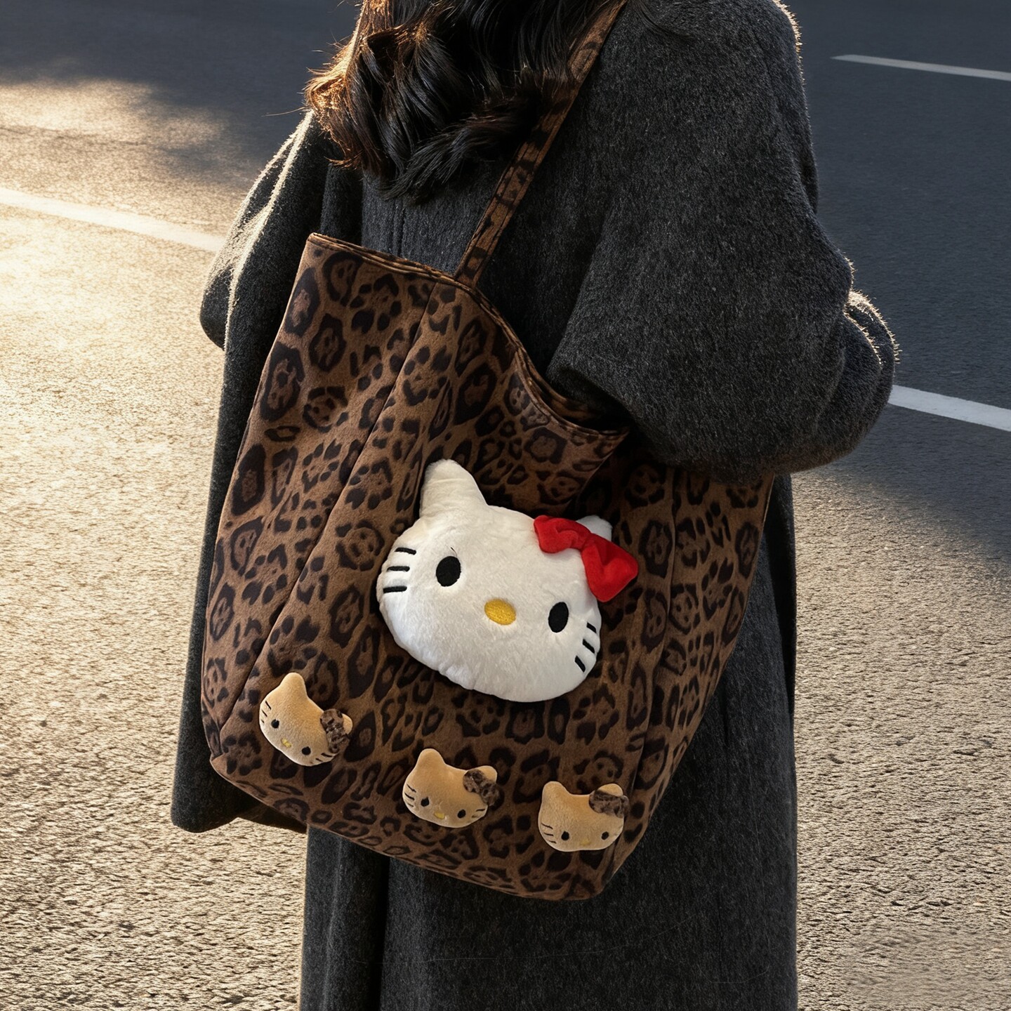 可爱KT猫包包女式2026新款休闲大容量通勤单肩包慵懒风豹纹托特包