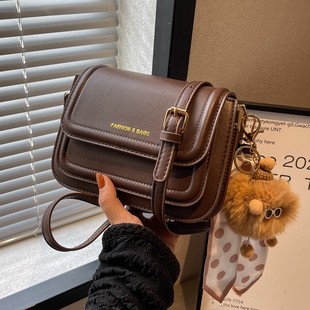 今年流行包包2026春夏新款女包百搭小众斜挎包爆款复古单肩小方包