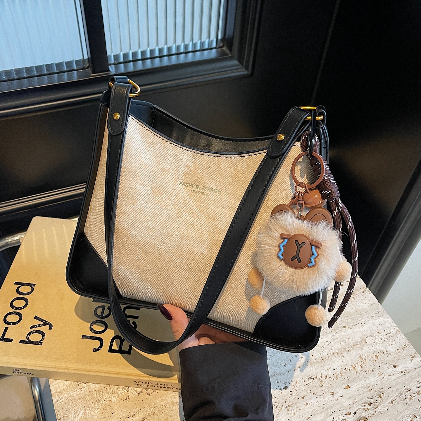 百搭斜挎包单肩腋下包水桶包