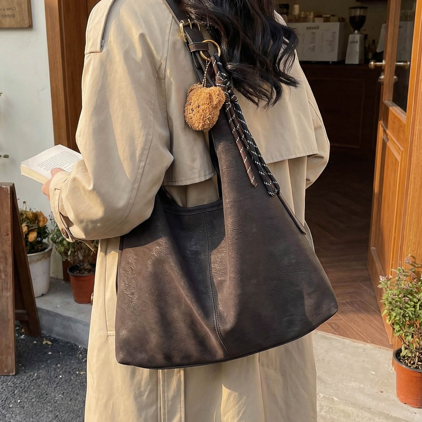 复古大容量包包女式2026新款慵懒风通勤单肩腋下包休闲斜挎托特包,箱包皮具/热销女包/男包,通用款女包,淘宝优惠券,粉丝福利购,淘宝优惠卷