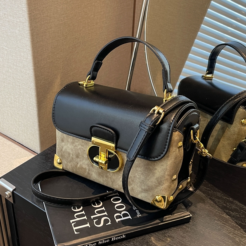 高级感手提盒子小方包秋冬斜挎包