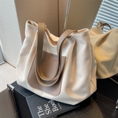 休闲大容量包包女2026新款 简约百搭通勤单肩帆布托特包轻便旅行包