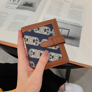 流行短款 小众设计钱包女士2025新款 小巧折叠卡包一体多卡位零钱包