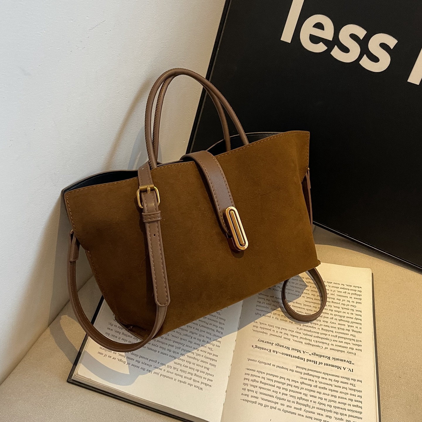 秋冬复古磨砂包包女2026新款高级感百搭斜挎包上班通勤手提水桶包,箱包皮具/热销女包/男包,通用款女包,淘宝优惠券,粉丝福利购,淘宝优惠卷